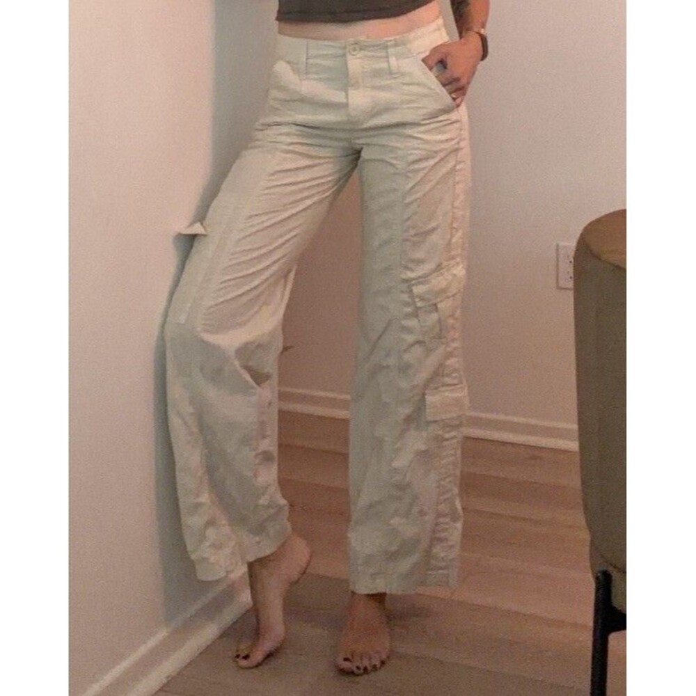 BDG Urban Outfitters Women’s Cream Y2K Cargo Pants Low Rise S Cotton
